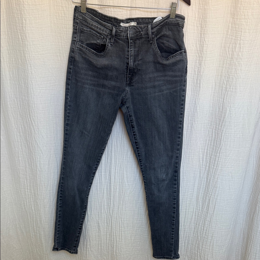 Levi's Women's Charcoal Skinny Jeans